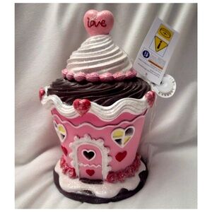 Love & Cupcakes Pink Gingerbread Valentines Love LED Lighted House Decor Pastels